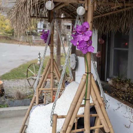 Gruppenunterkunft Mit Billardtisch Und Lamatrekking Alloggio per agriturismo