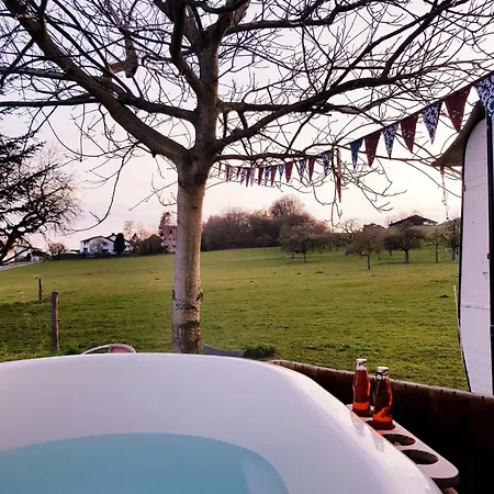 Alloggio per agriturismo Gruppenunterkunft Mit Billardtisch Und Lamatrekking Meikirch