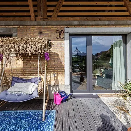 Gruppenunterkunft Mit Billardtisch Und Lamatrekking Alloggio per agriturismo